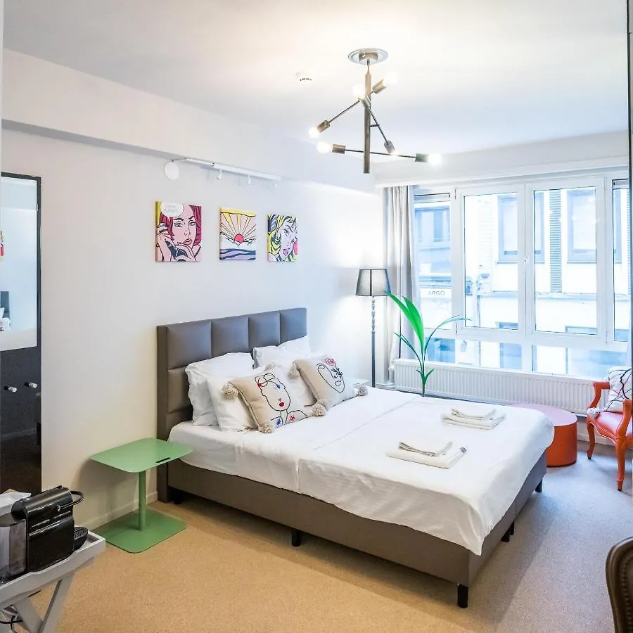 Apartment Japie Rooms - In The Heart Of Antwerp Belgium